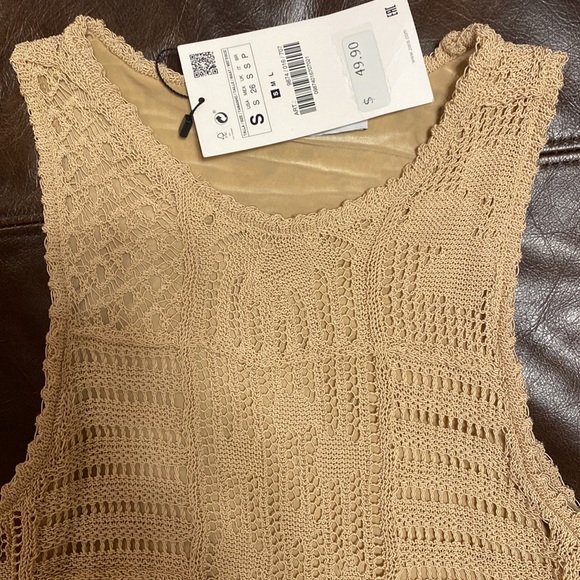 Zara sleeveless midi lace dress with underlay slip - Picture 4 of 14